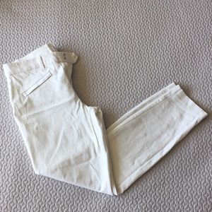 WHITE Gap, Signature Skinny Ankle, size 6